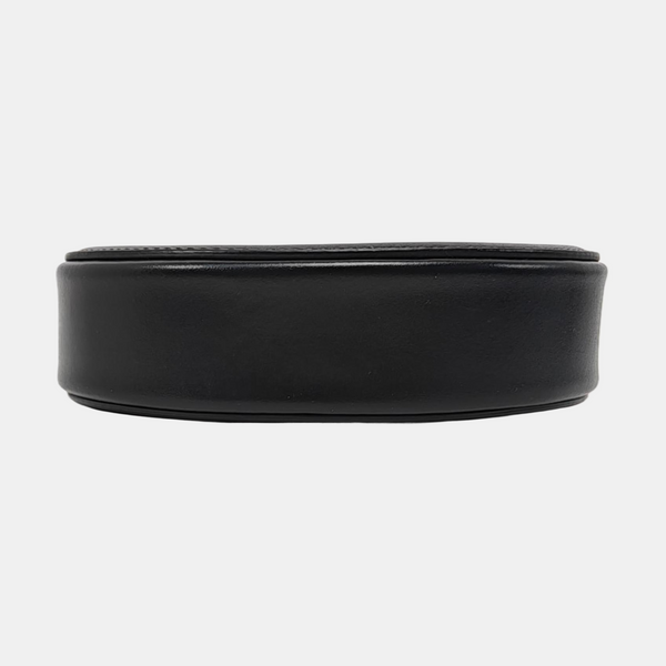 Authenticated pre-owned  TRIOMPHE Calfskin Black - Shoulder Bag at Looply