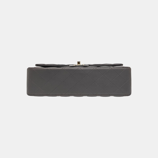 CLASSIC FLAP Medium Quilted Lambskin Gray