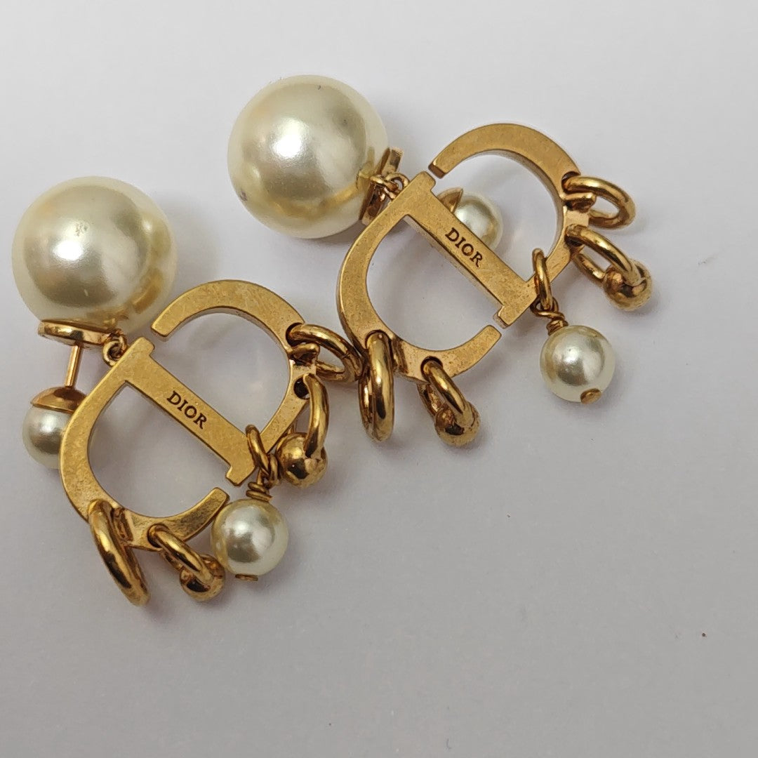 Metal White Stud Earrings