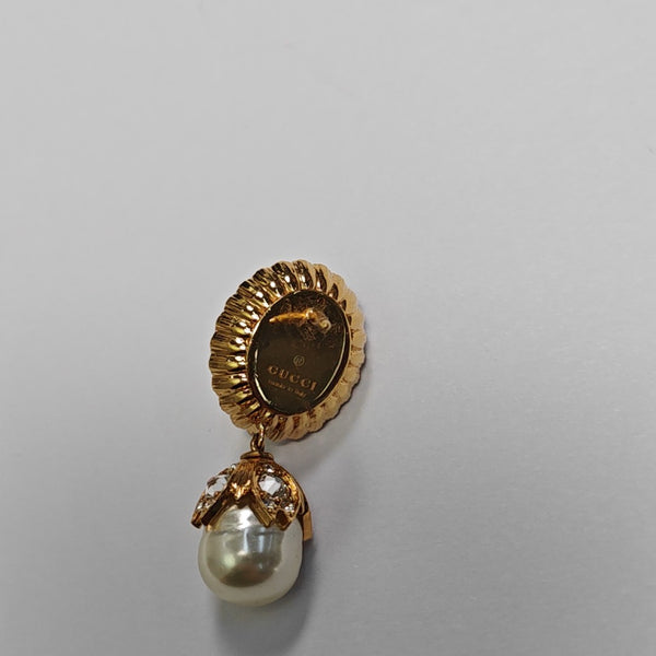 Metal Gold Stud Earrings