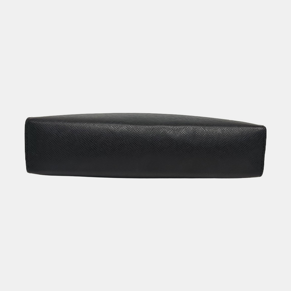 Pochette Voyag MM Calfskin Black