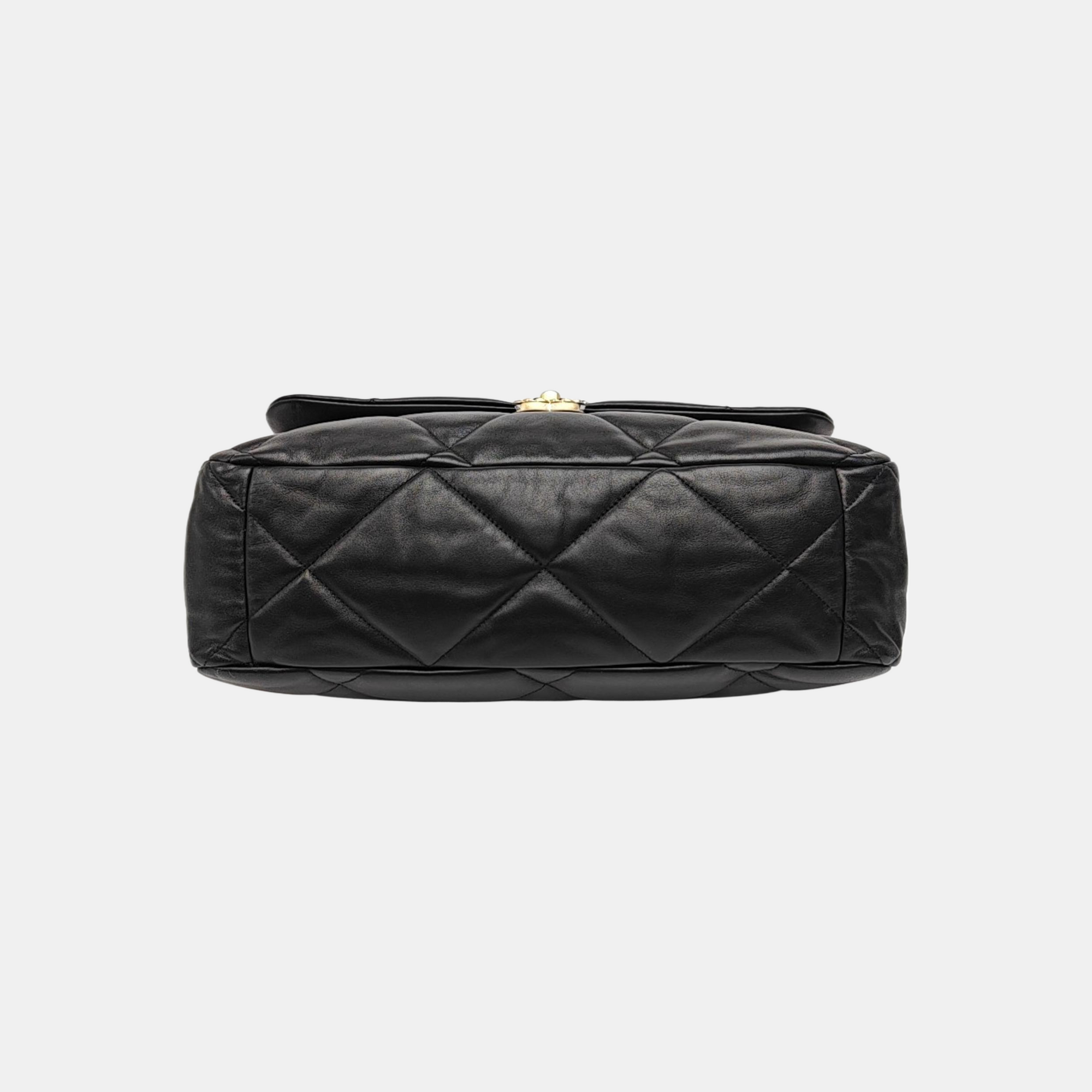 CHANEL 19 Maxi Quilted Lambskin Black