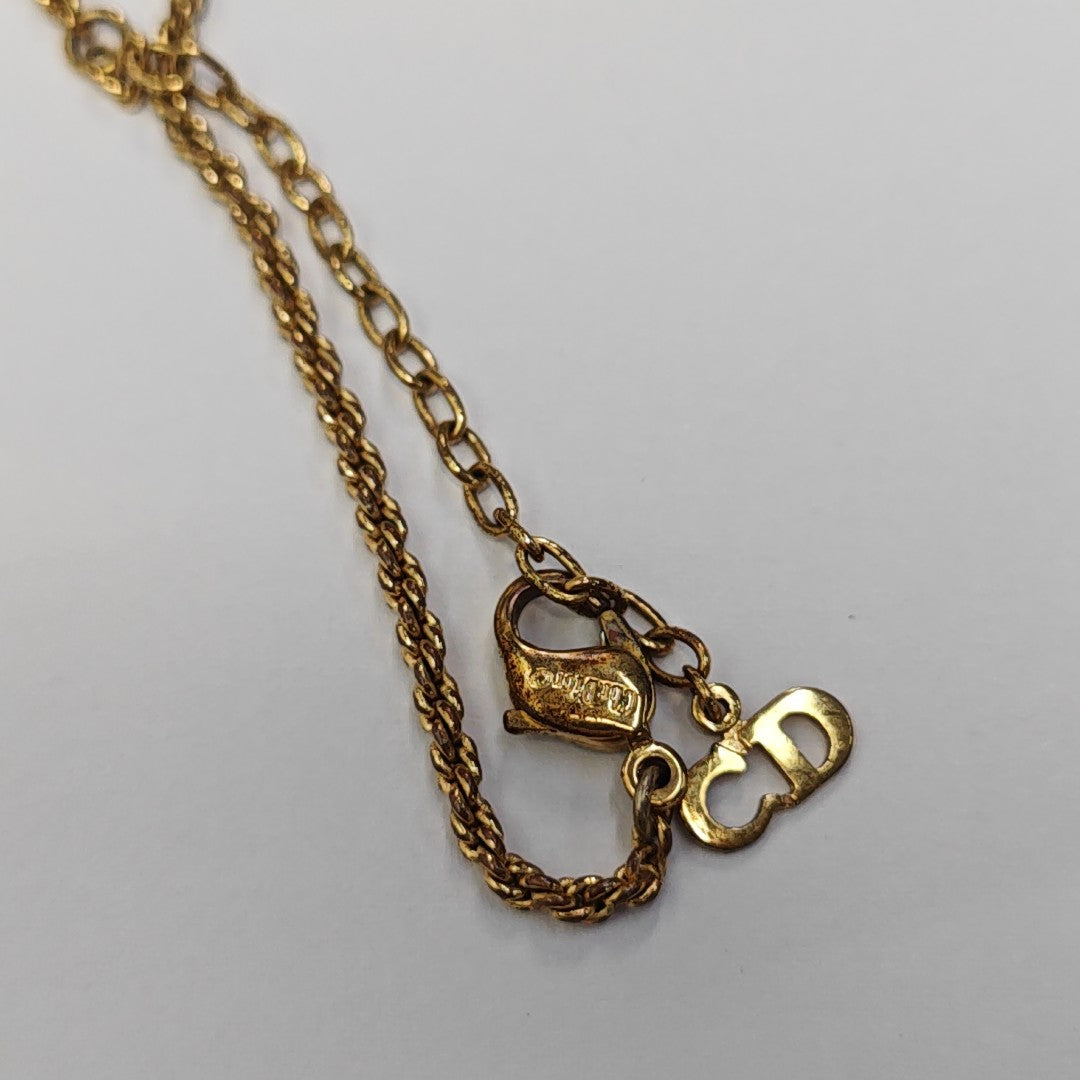 Insignia Metal Gold Necklace