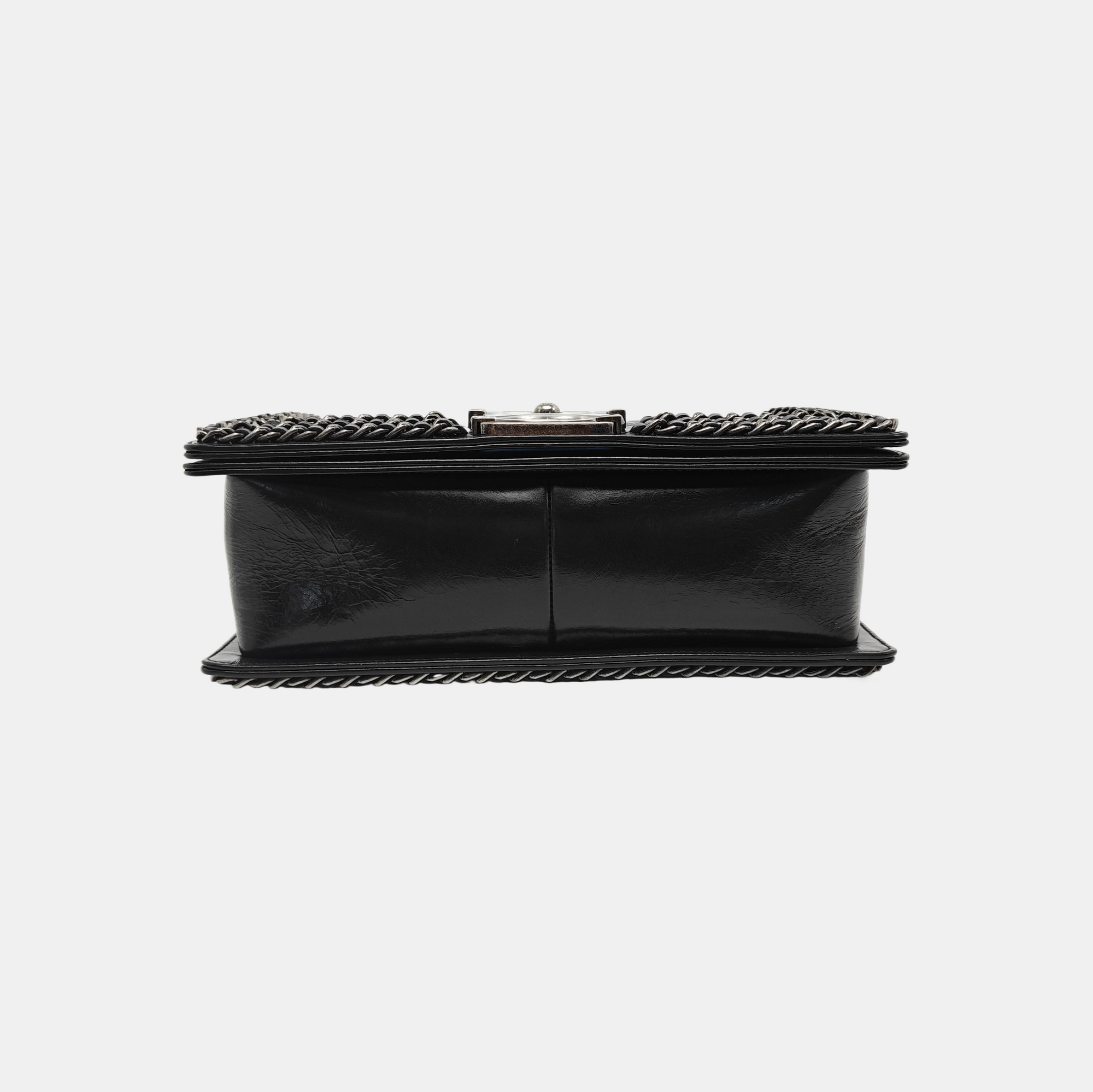 Authenticated pre-owned  BOY CHANEL Medium Quilted Calfskin Black - Shoulder Bag at Looply