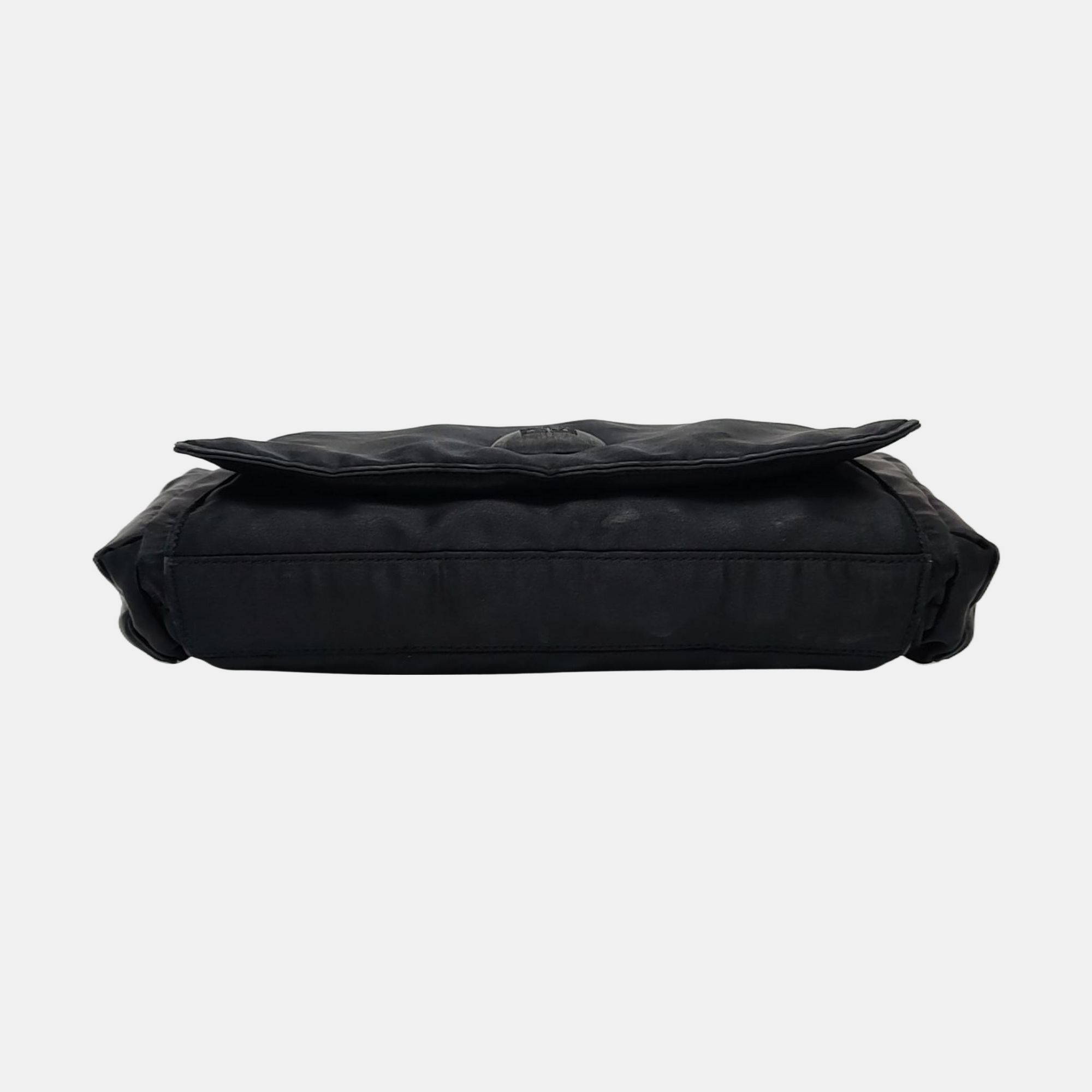 Bolso de mano de nailon negro