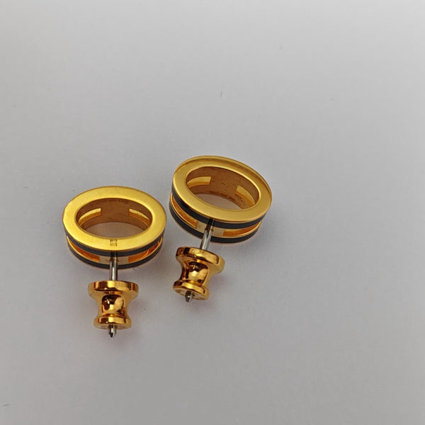 Pop H Metal Black Stud Earrings