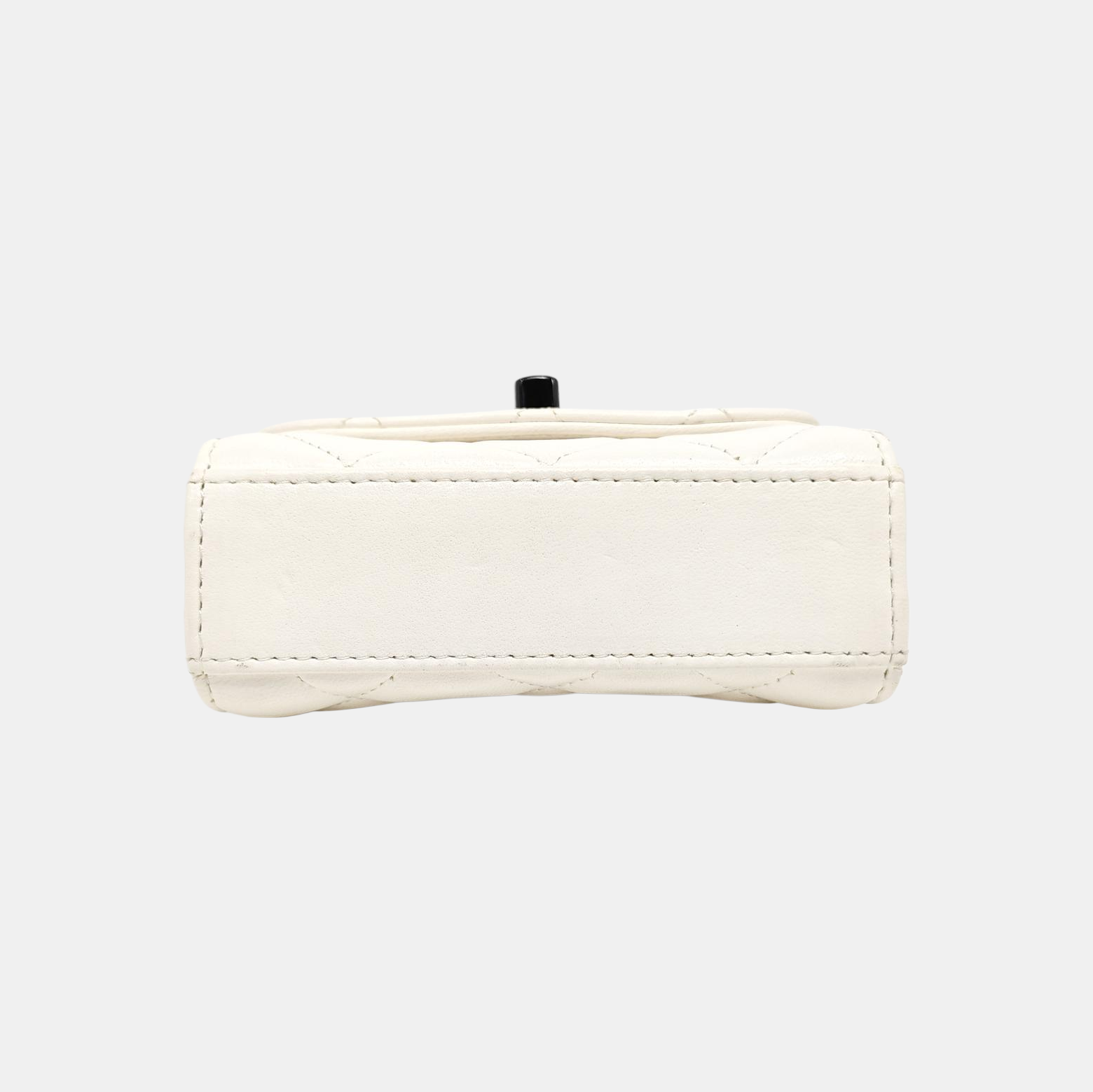 TRENDY CC Mini Quilted Lambskin White