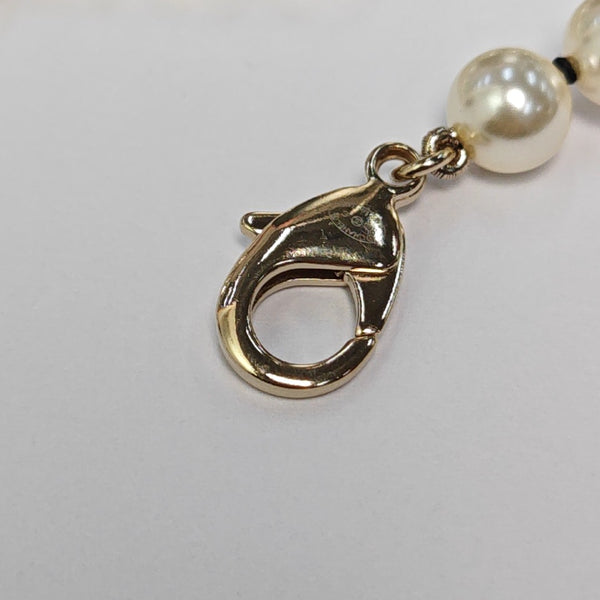 Faux Pearl White Necklace