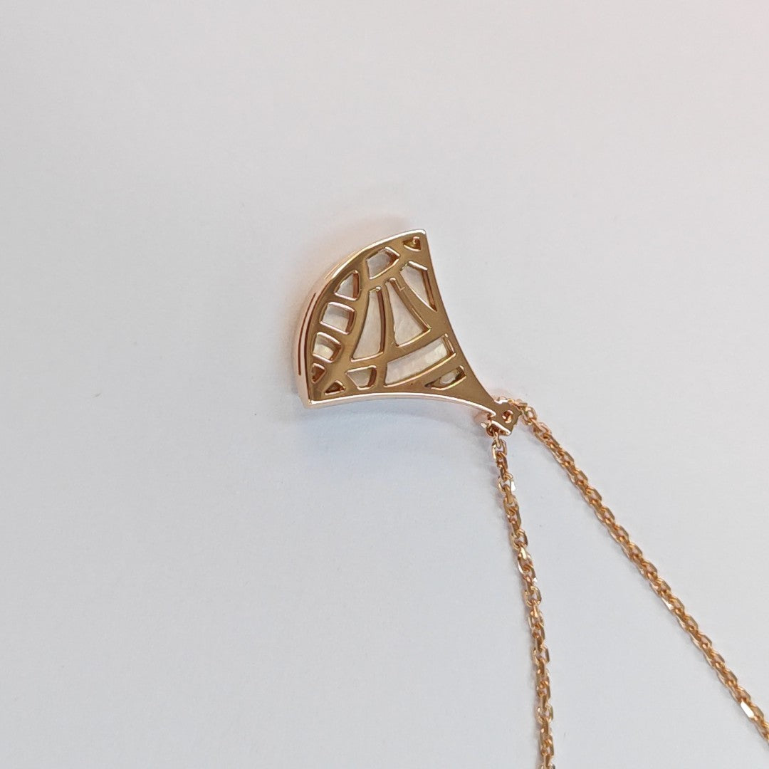 DIVAS' DREAM 18k Rose Gold Necklace