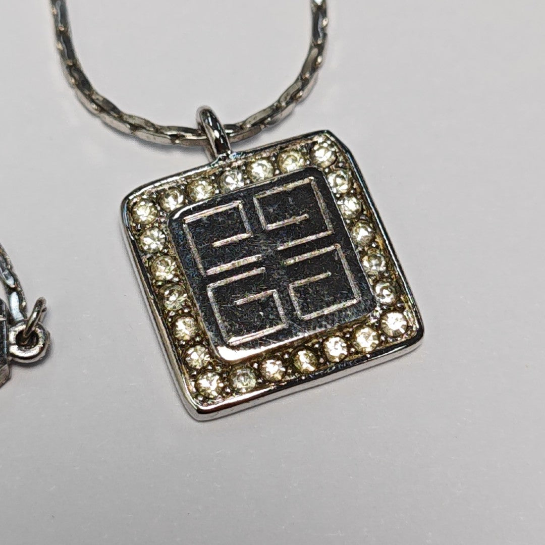 4G Logo Metal Silver Necklace