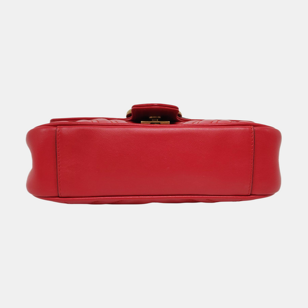 Authenticated pre-owned  GG Marmont Small Quilted Calfskin Red - Crossbody Bag at Looply