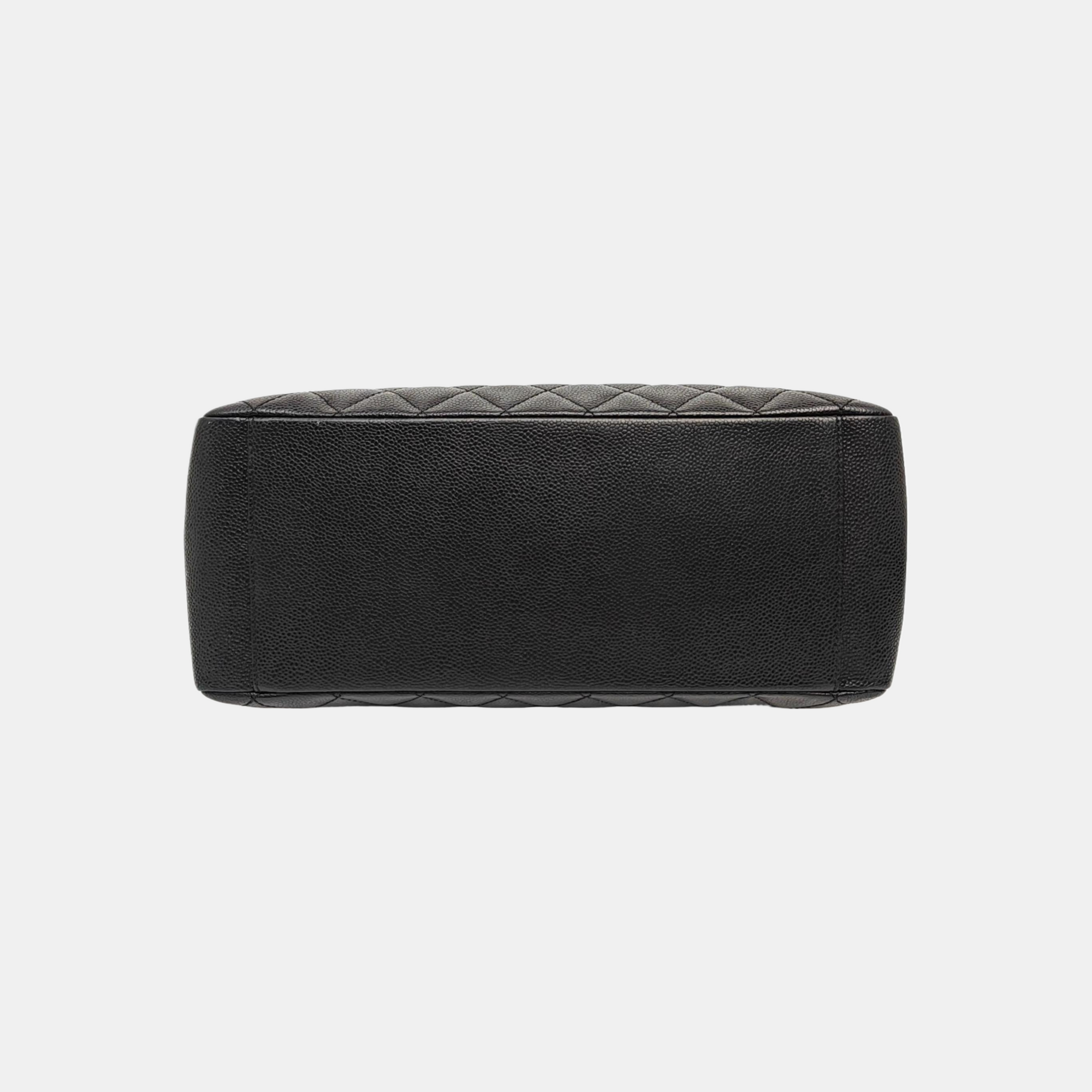 CHANEL GST Large Quilted Grained Calfskin Black