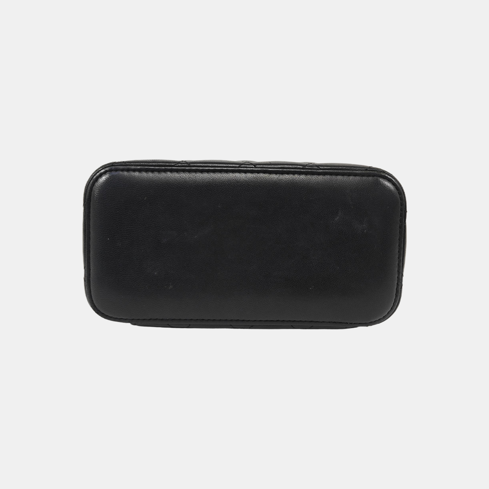 VANITY CASE Small Quilted Lambskin Black