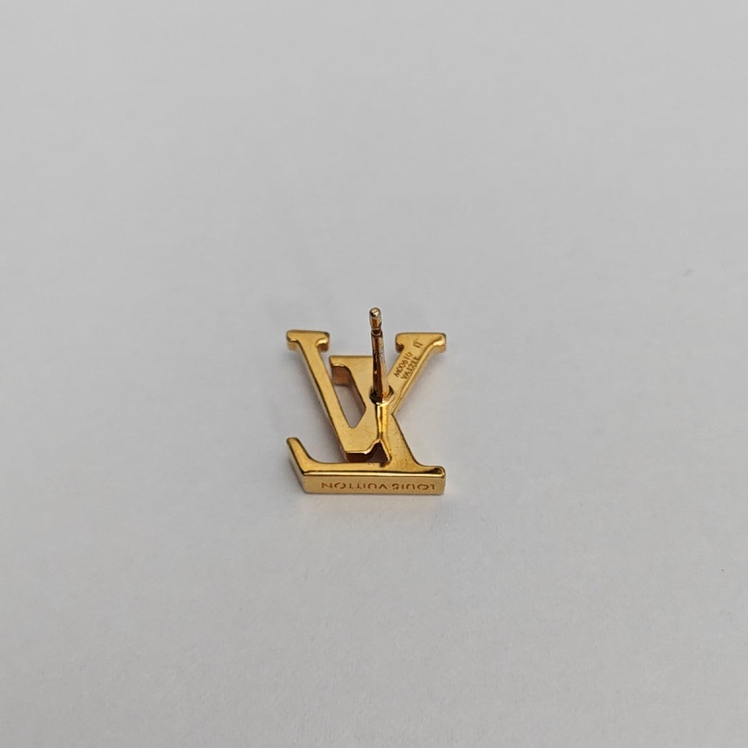 Metal Gold Stud Earrings