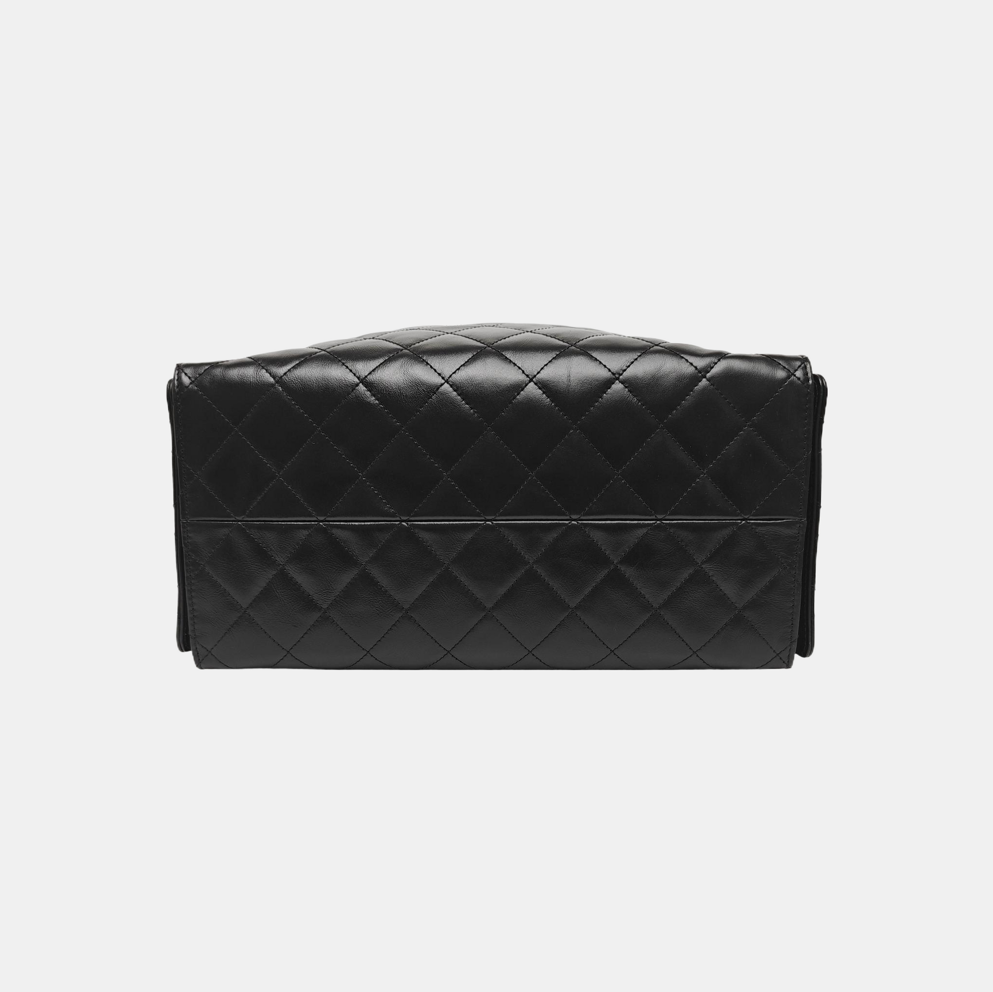 CHANEL 25 Medium Quilted Calfskin Black