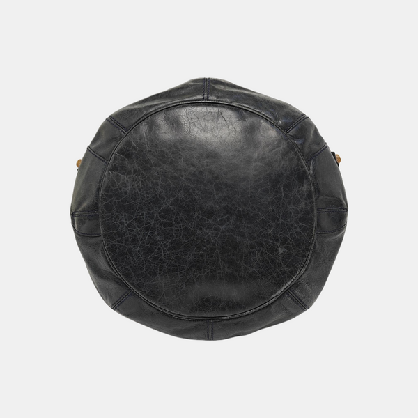 Pompon Bag Calfskin Green