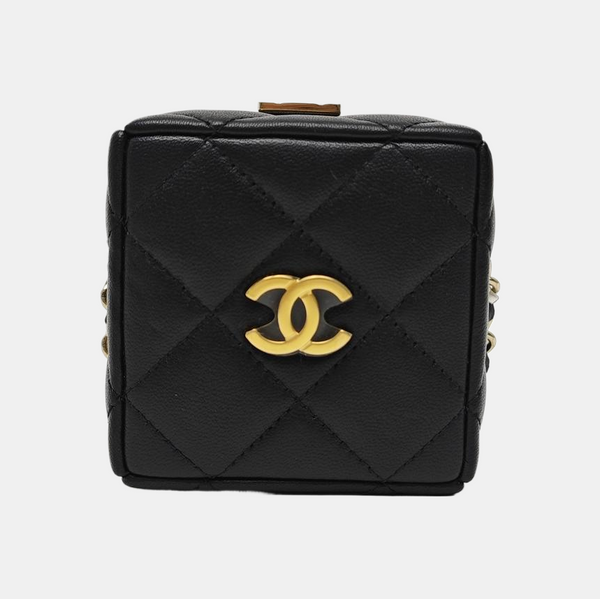 Quilted Lambskin Shoulder Bag Multicolor