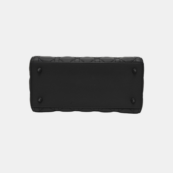 Lady Dior Medium Cannage Calfskin Black