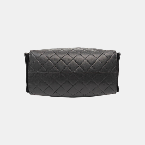 CHANEL 25 Medium Quilted Grained Calfskin Black