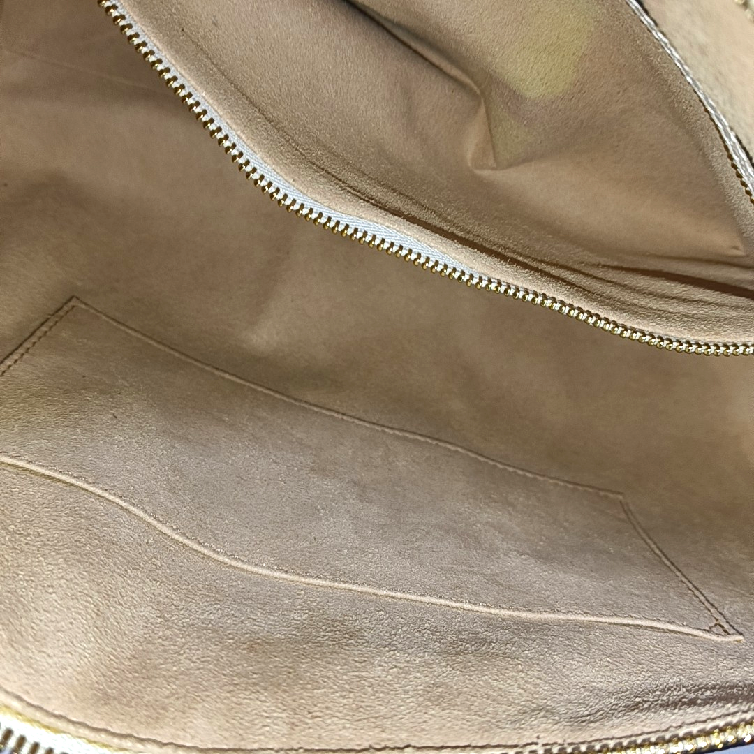 Authenticated pre-owned  Ophidia Medium Calfskin White - Top Handle Bag at Looply