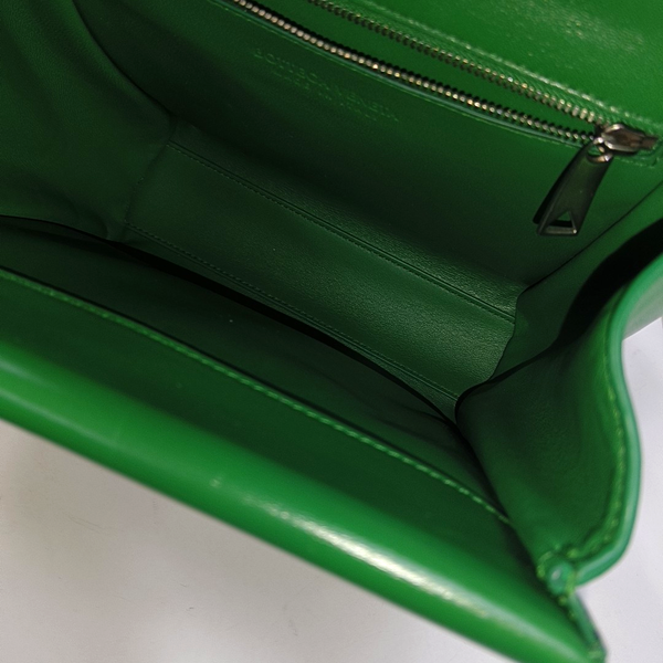 The Clip Calfskin Green