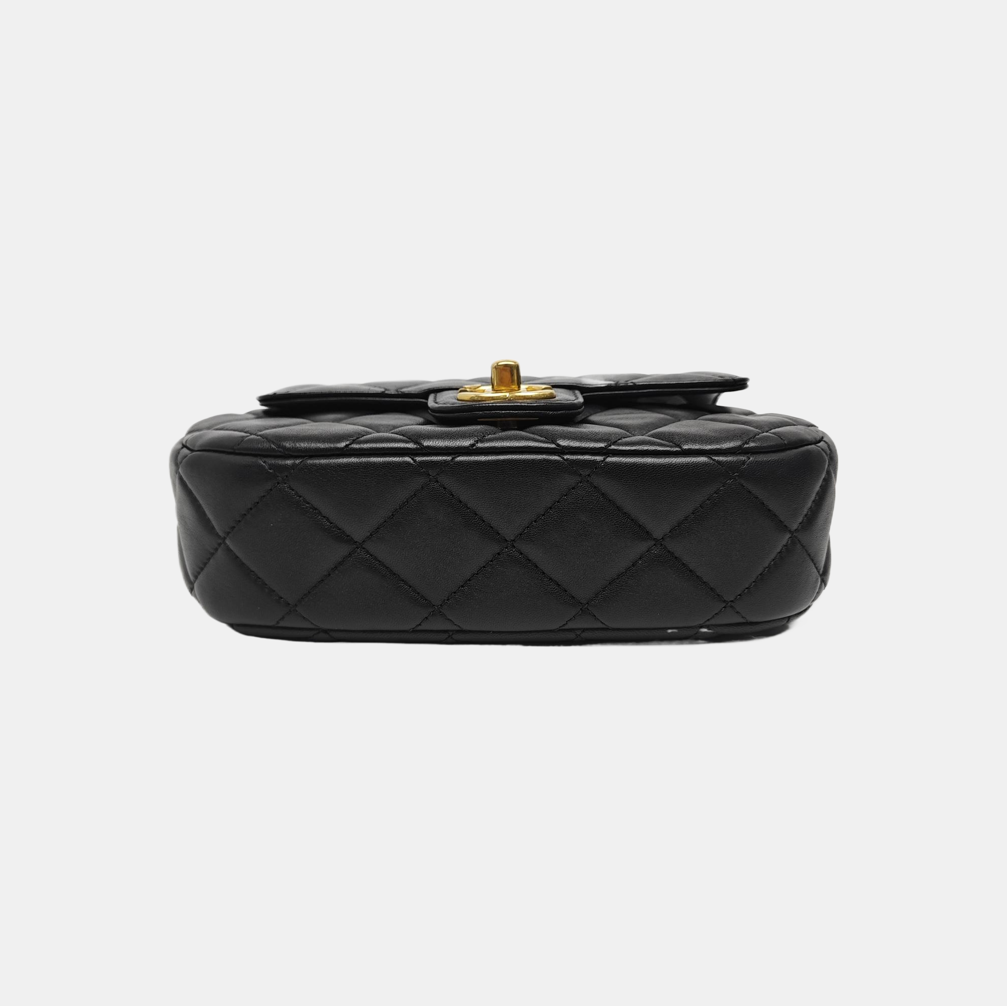 Quilted Lambskin Shoulder Bag Medium Black