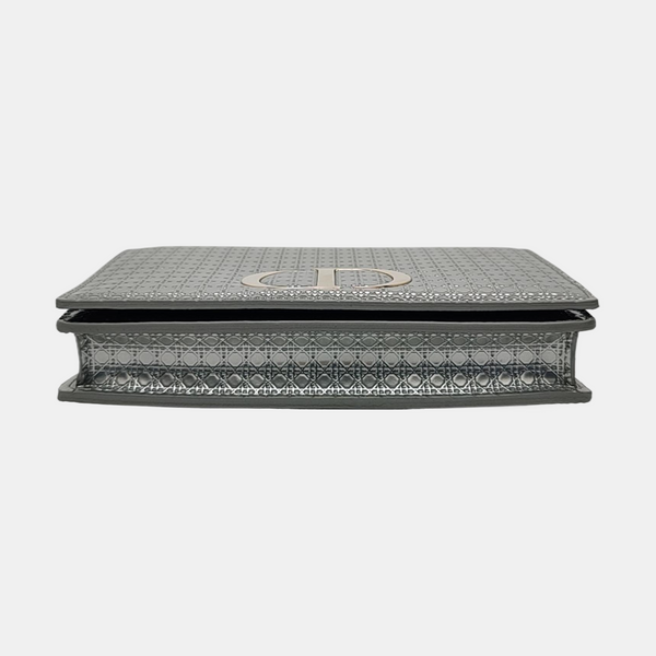 30 Montaigne Cannage Piel de becerro plateada