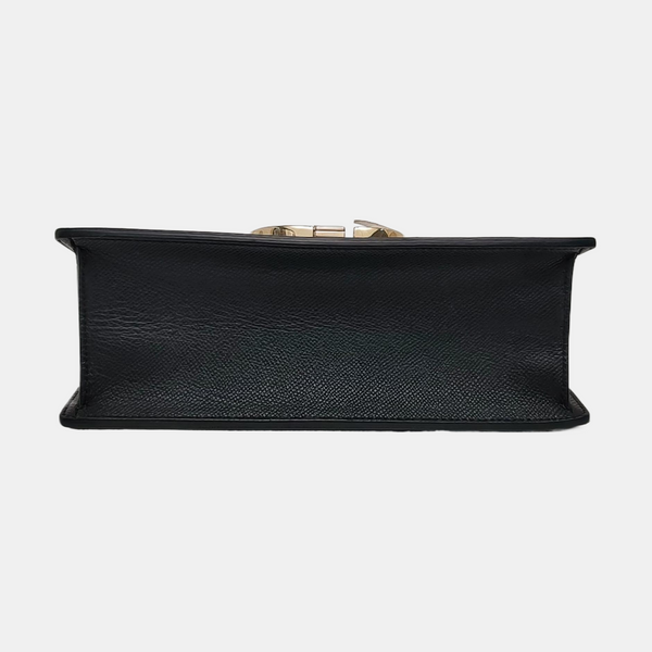 30 Montaigne Calfskin Black