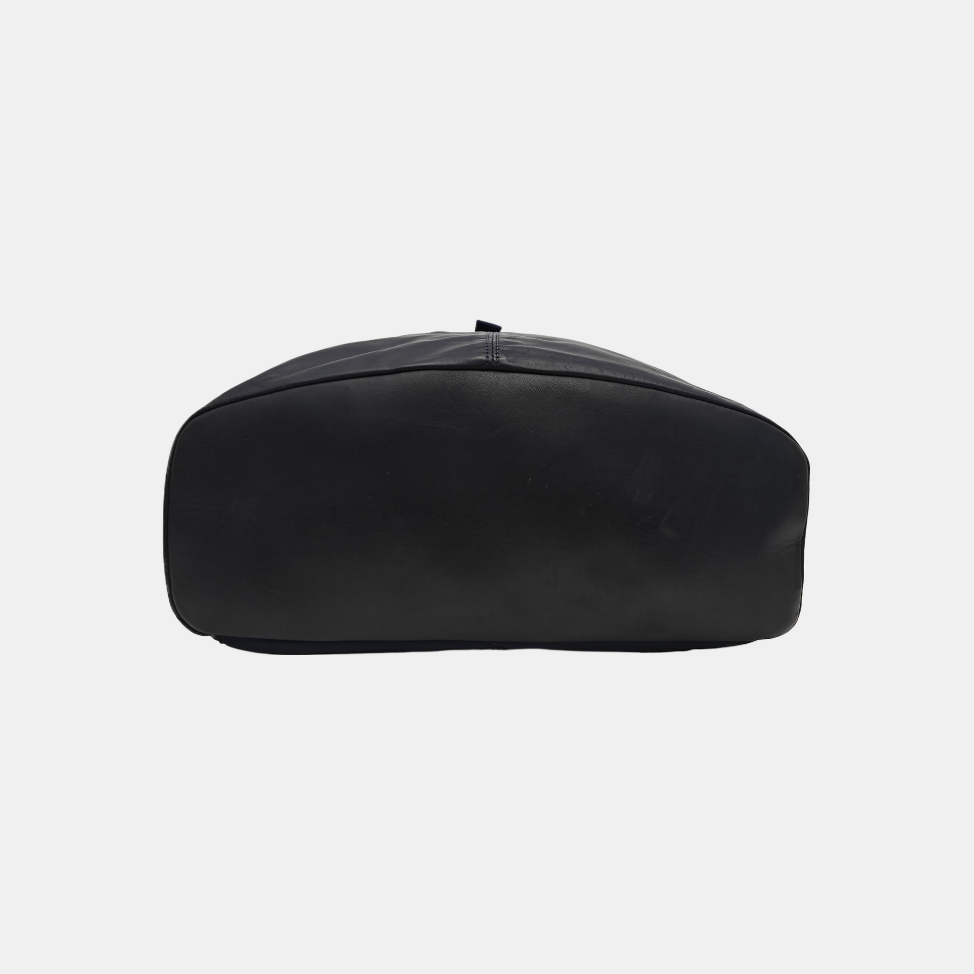 V LINE Calfskin Multicolor