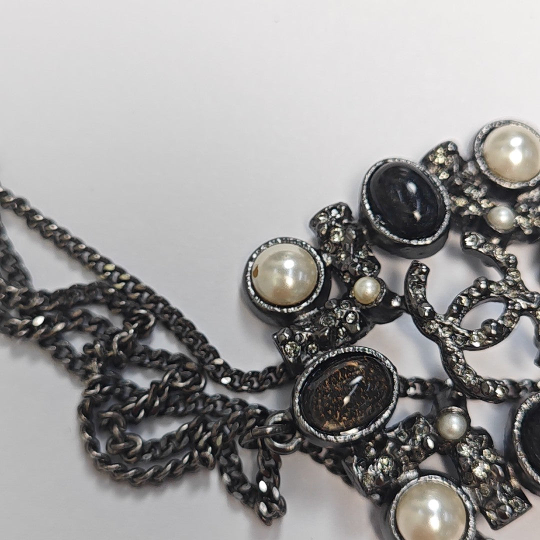 Metal Gray Necklace