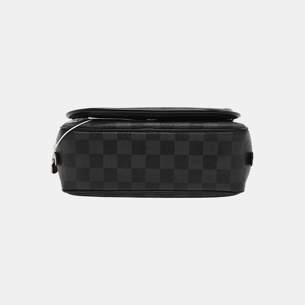 TOILETRY Damier Graphite Coated Canvas Gray