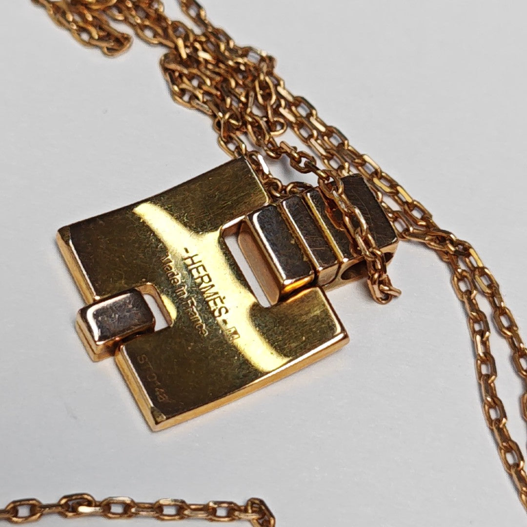 Eileen Metal Gold Necklace