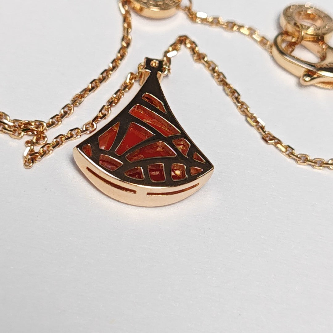 DIVAS' DREAM 18k Rose Gold Necklace