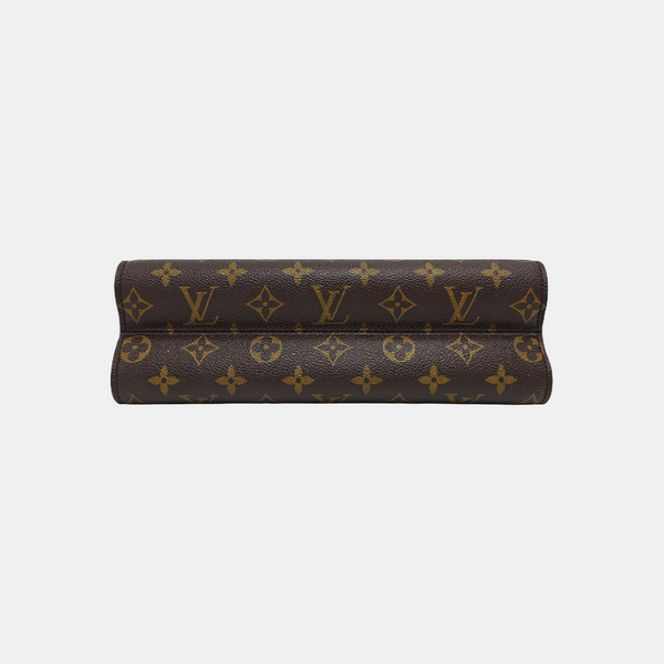 VICTOIRE Monogram Coated Canvas Brown