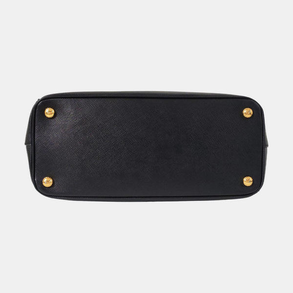 Authenticated pre-owned  Galleria Medium Saffiano Calfskin Black - Shoulder Bag at Looply