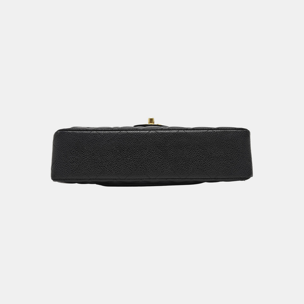 CLASSIC FLAP Medium Quilted Grained Calfskin Black
