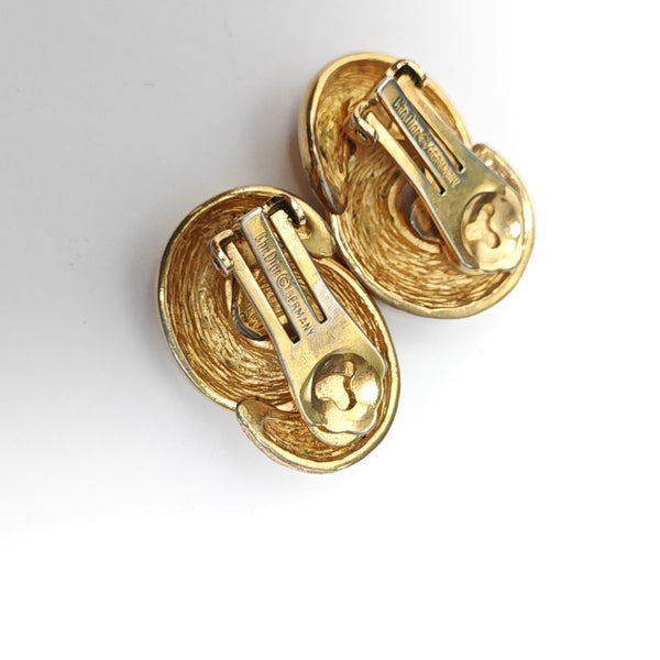 Twist Round Metal Gold Clip On Earrings