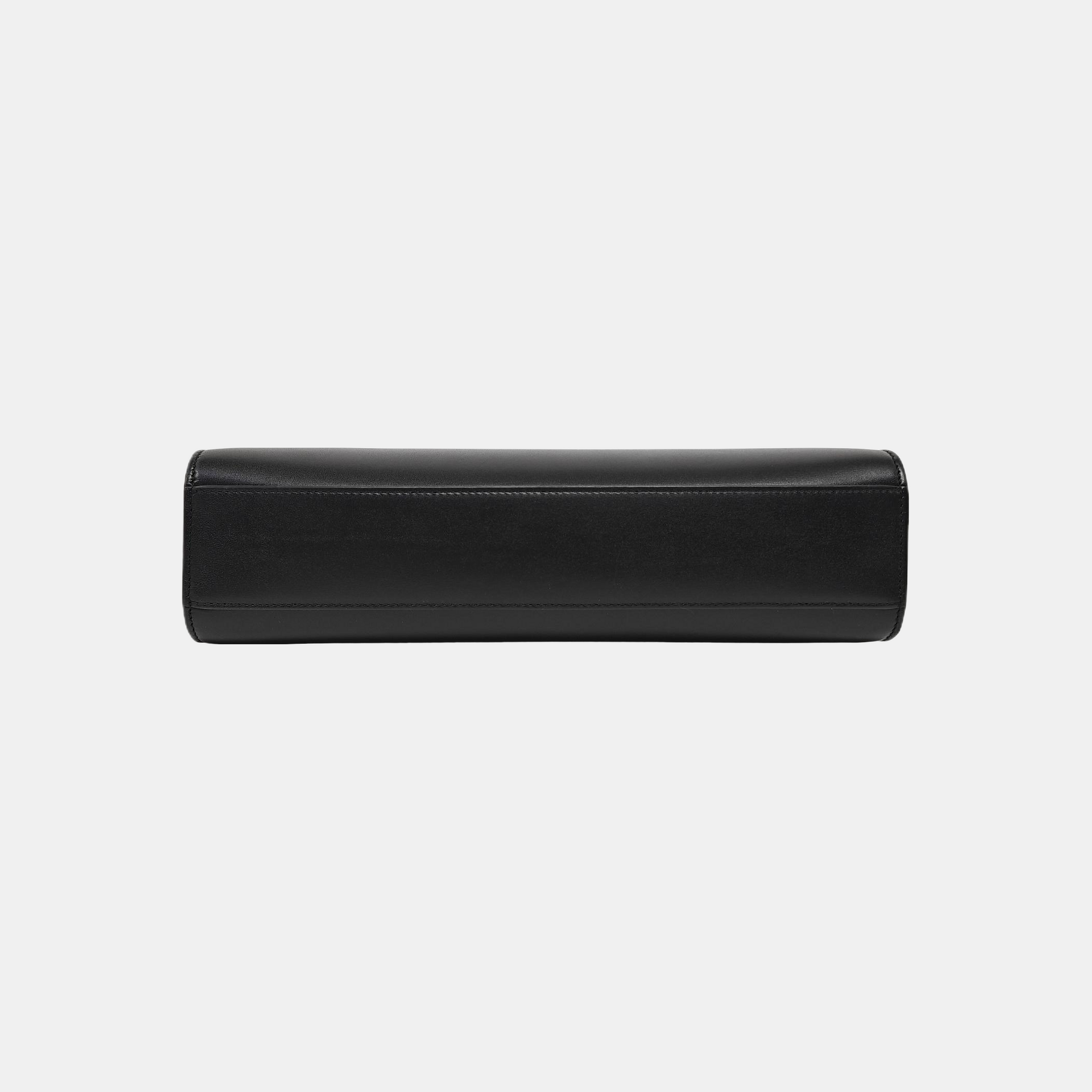 MANHATTAN Medium Calfskin Black