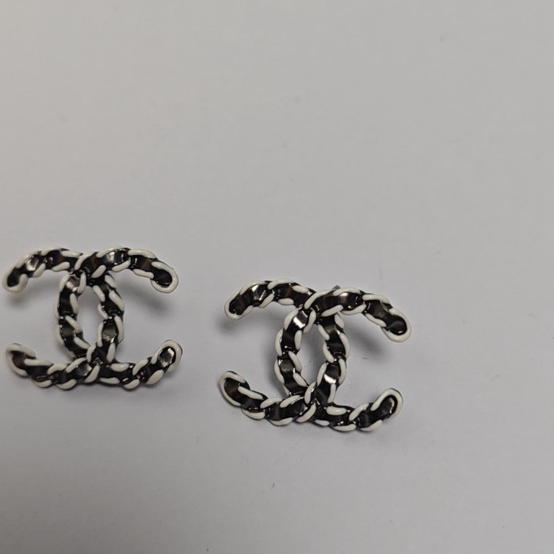 Metal Gray Stud Earrings