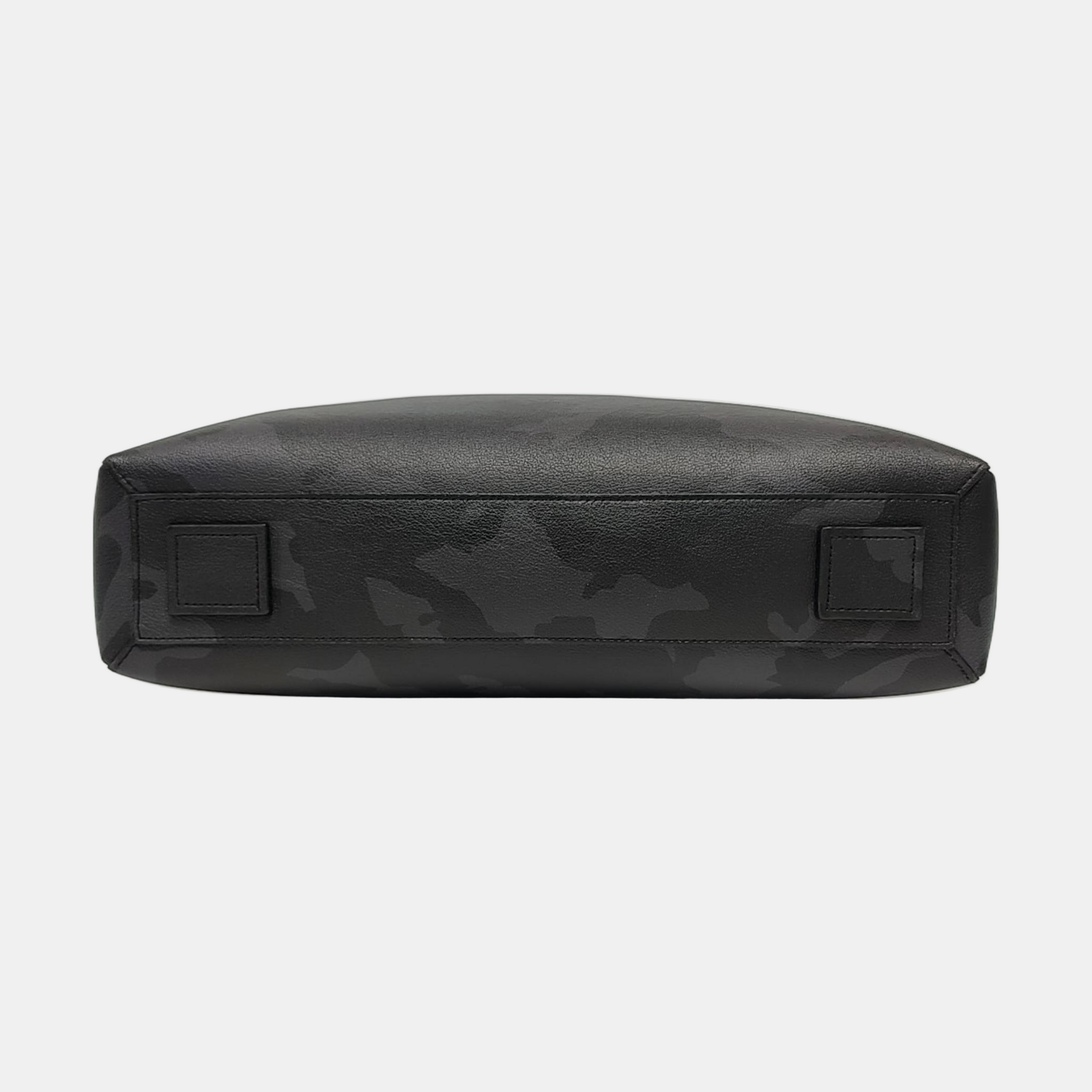 Calfskin Shoulder Bag Black