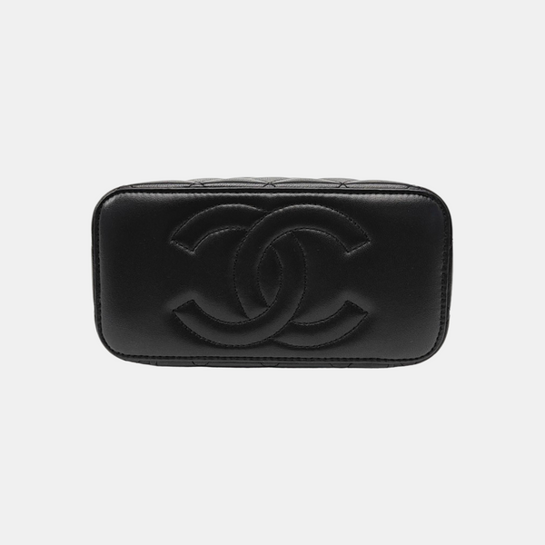 VANITY CASE Medium Quilted Lambskin Black