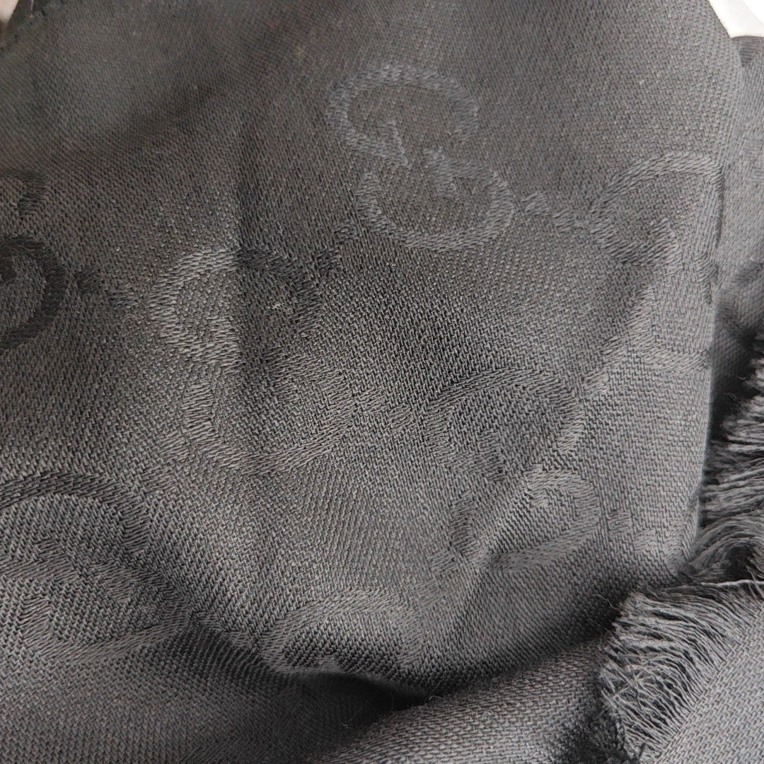 Wool Scarf Black
