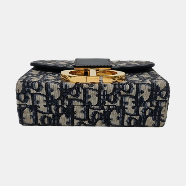Authenticated pre-owned  30 Montaigne Oblique Canvas Blue - Shoulder Bag at Looply