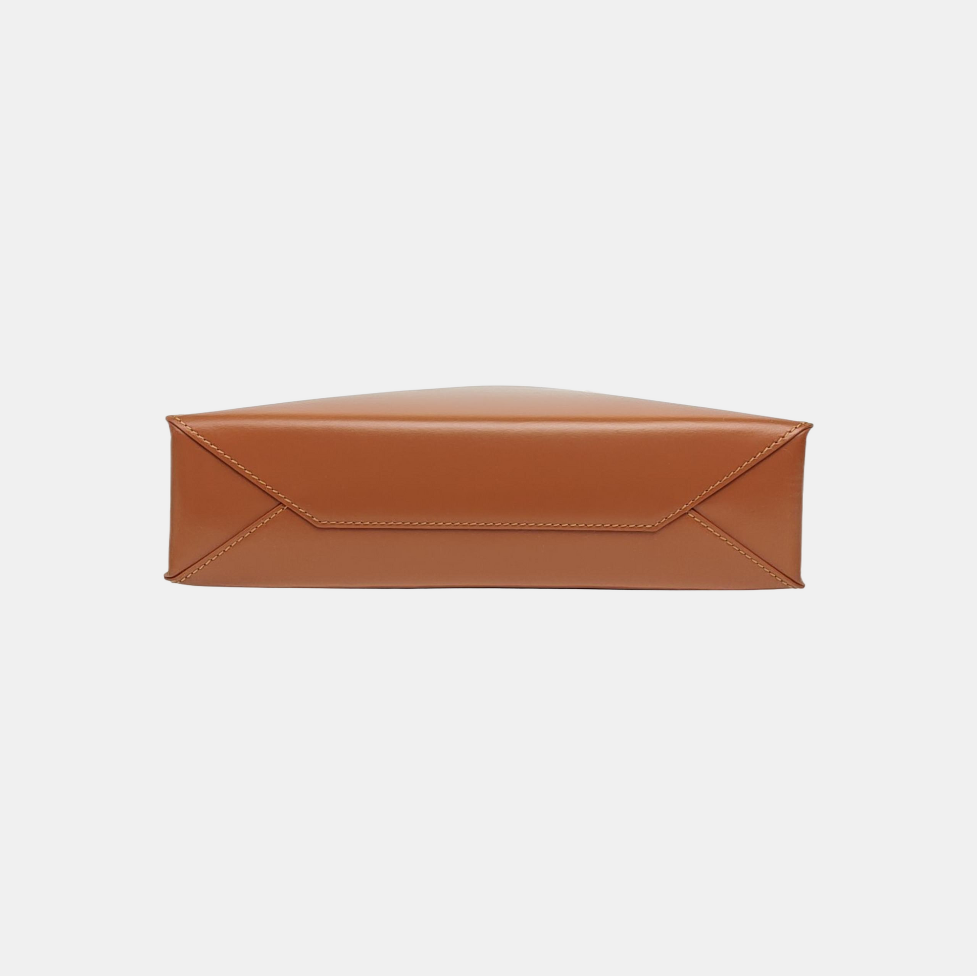 Standard Calfskin Brown