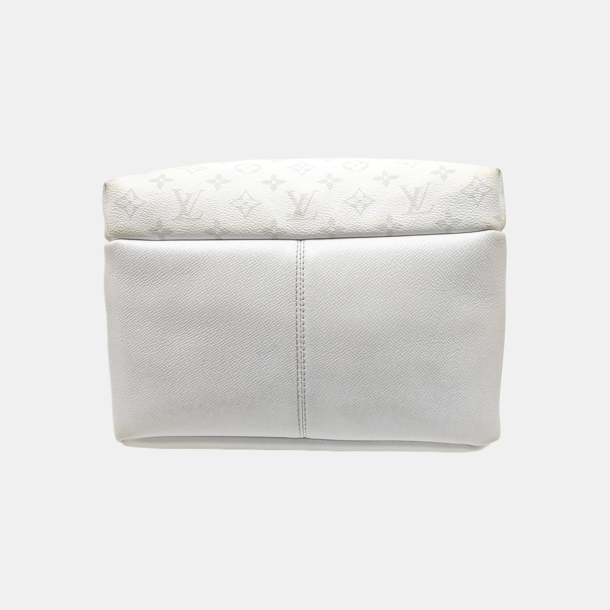 DISCOVERY PM Monogram Calfskin White