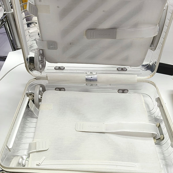 Special Material Luggage White