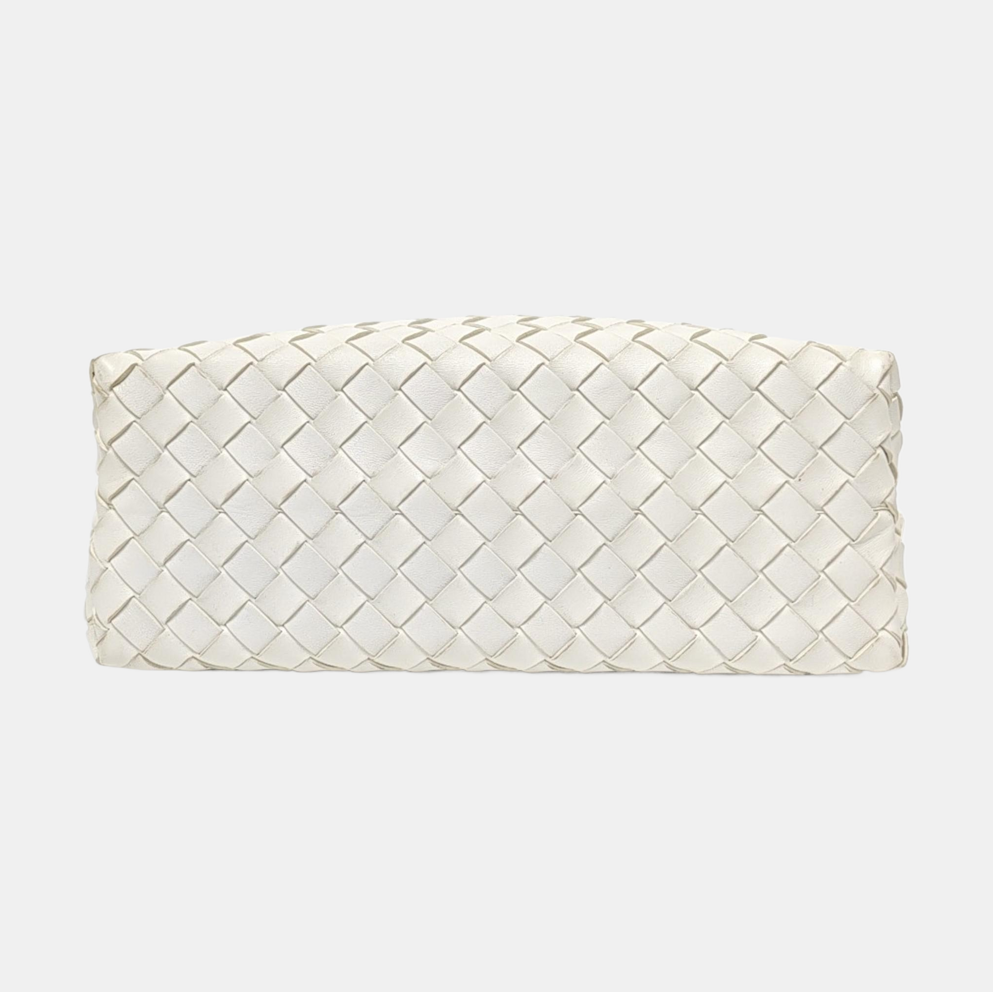 Authenticated pre-owned  Andiamo Lambskin White - Shoulder Bag at Looply