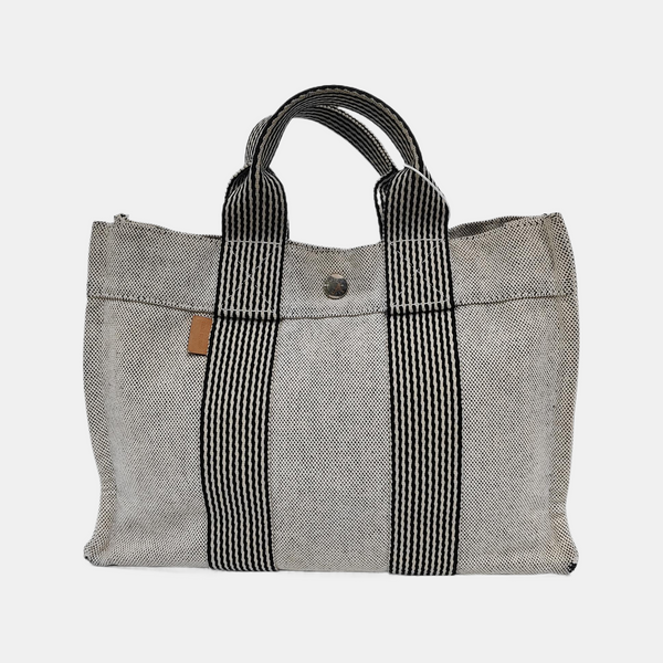 Her Line Small Canvas White