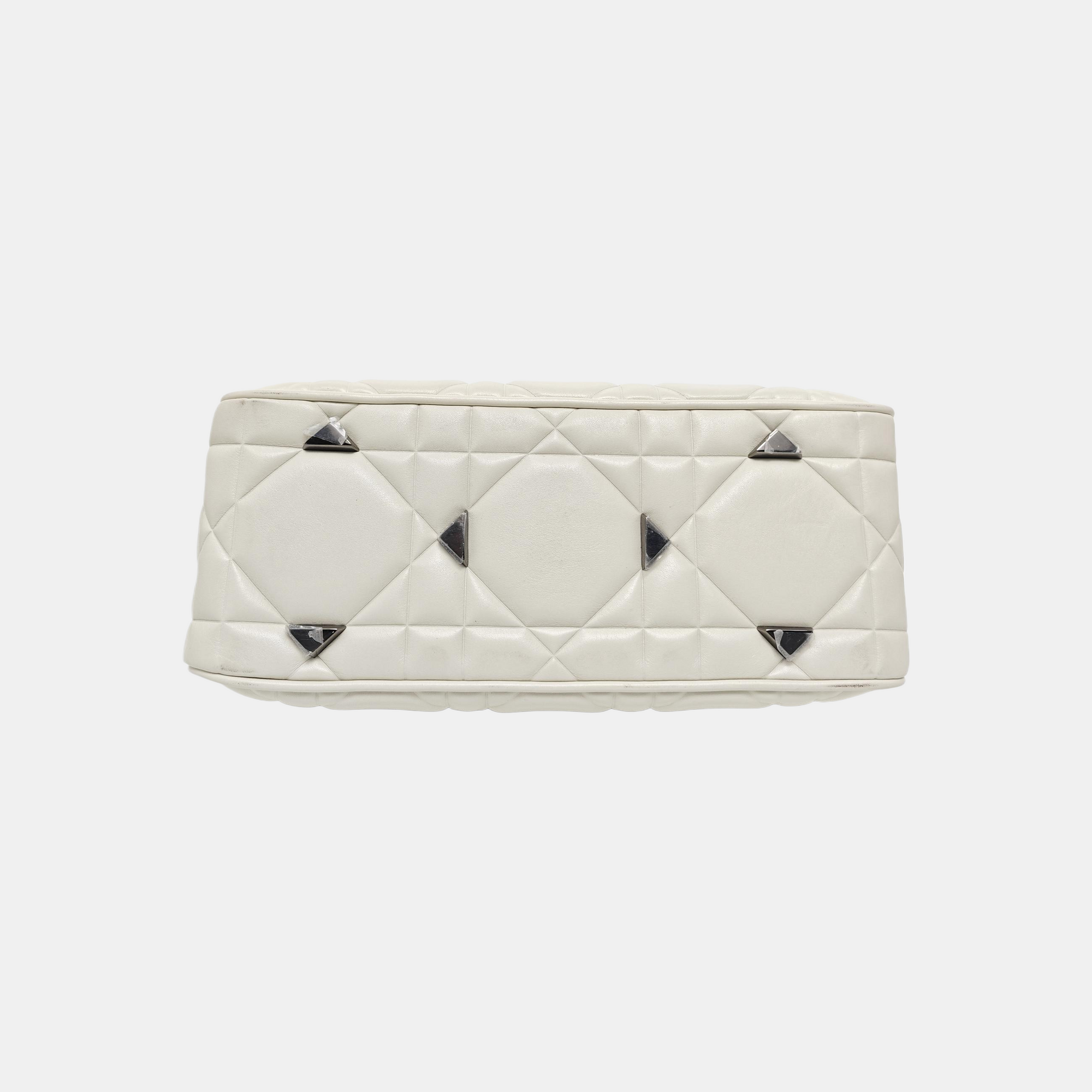 Lady 95.22 Cannage Calfskin White
