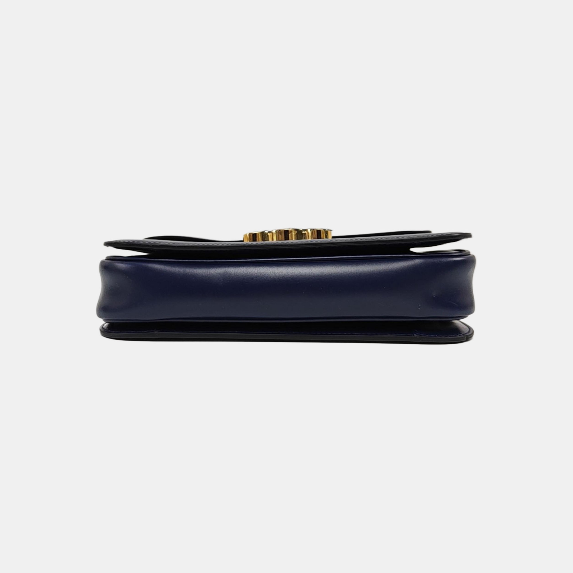 Authenticated pre-owned  TRIOMPHE Medium Calfskin Blue - Crossbody Bag at Looply